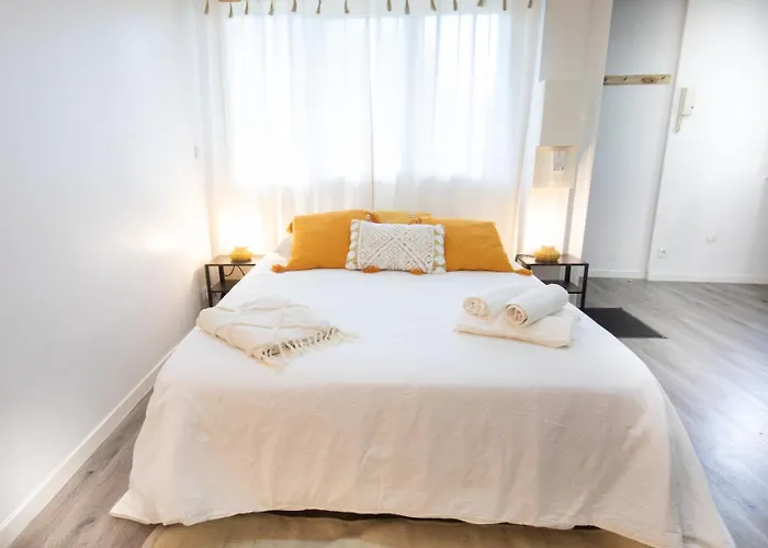 L'aurélia - Proche Centre-ville - Jardin * Évreux